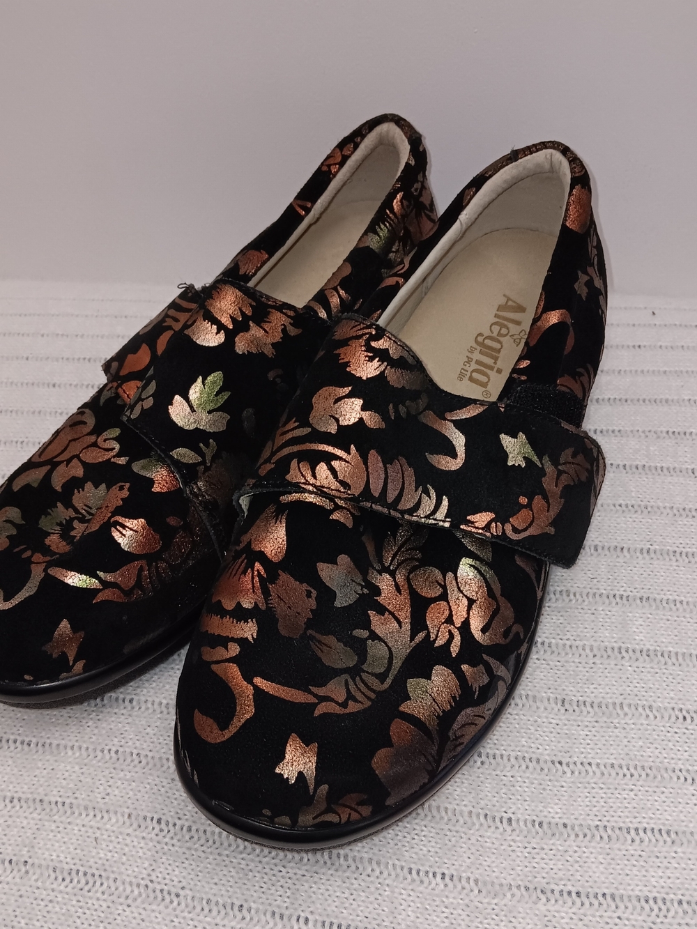 Alegria Women's Black Loafers with Metallic Bronze Floral Pattern